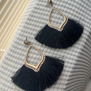 ✨Black and Gold Fringe Tassel Night Out Earrings✨